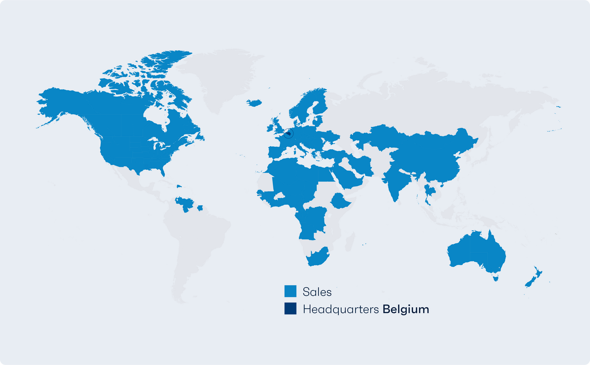 World map in blue and grey.